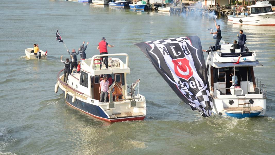 Sakarya Nehri'nde Beşiktaşlıların şampiyonluk turu 6