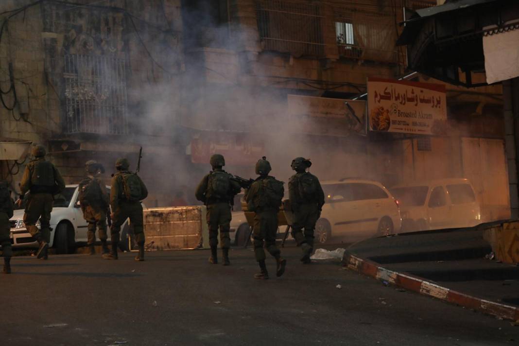 El Halil'de Gazze protestosu 8