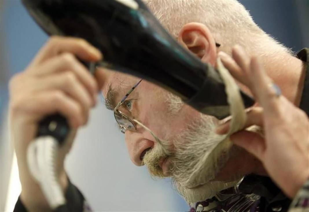 İstanbullular şikayet etmesin! Dünyanın en uzun  trafik sıkışıklığı kaç gün sürdü? 8