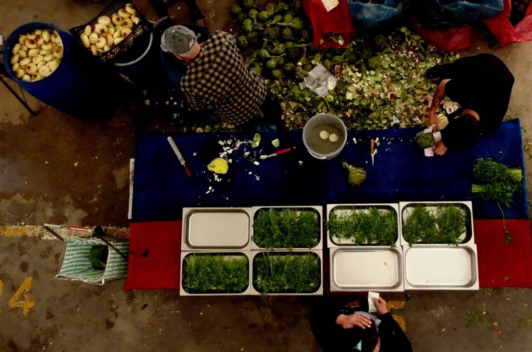 Marketlere fiyat tepkisi! Pazar yerleri açıldı, vatandaş akın etti 4