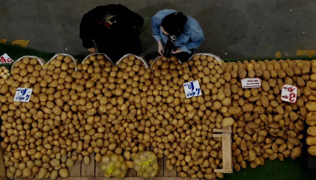 Marketlere fiyat tepkisi! Pazar yerleri açıldı, vatandaş akın etti 9