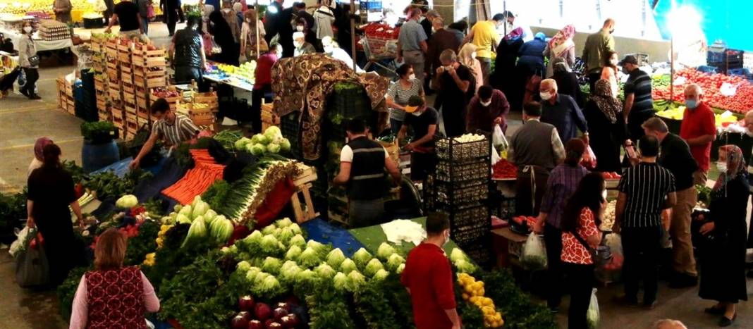 Marketlere fiyat tepkisi! Pazar yerleri açıldı, vatandaş akın etti 10