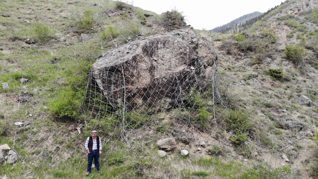 Köylülerin korkulu rüyası: Azrail gibi tepemizde 6