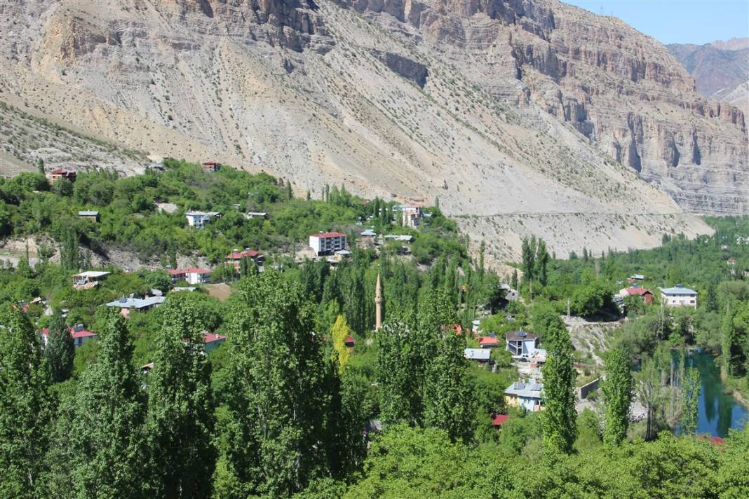 İki dağ arasındaki cennet... Görenler hayran kalıyor 5