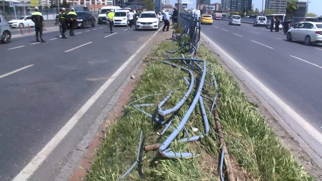 Bomba patladı sandılar! Makas dehşetinde ortalık savaş alanına döndü 10