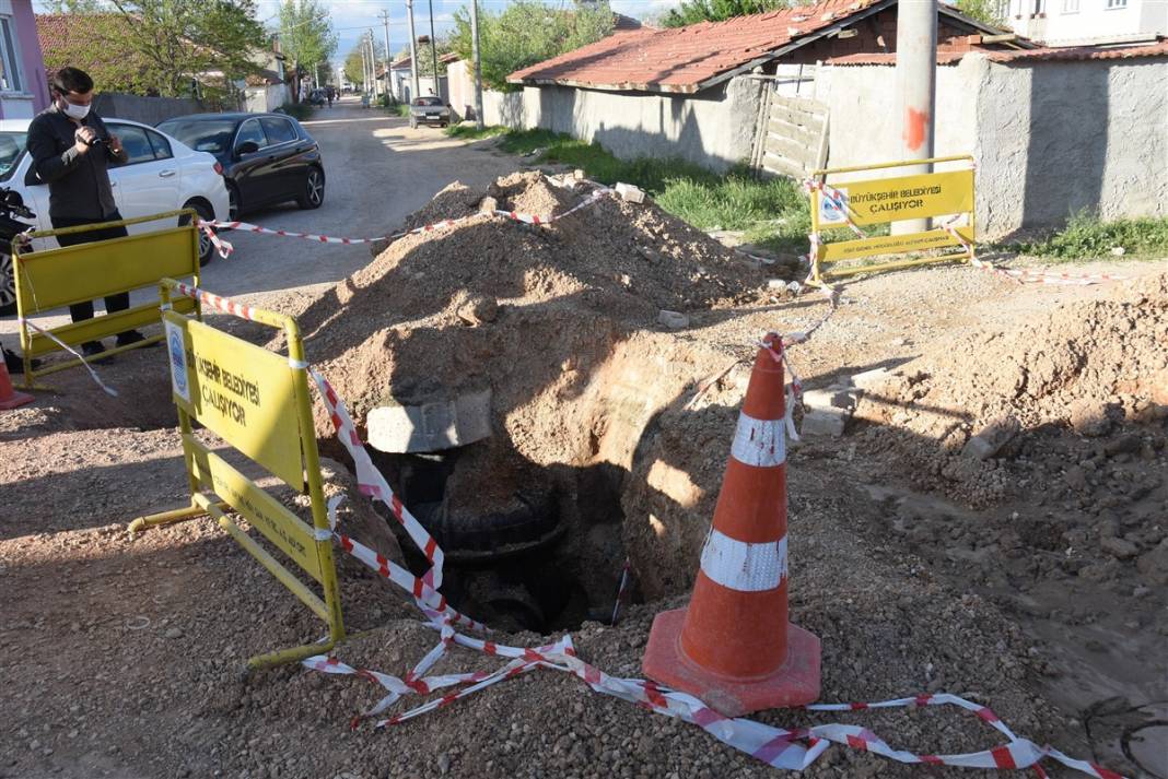 Şebeke suyuna zirai ilaç karıştı! Çeşmelerden zehir akıyor 6