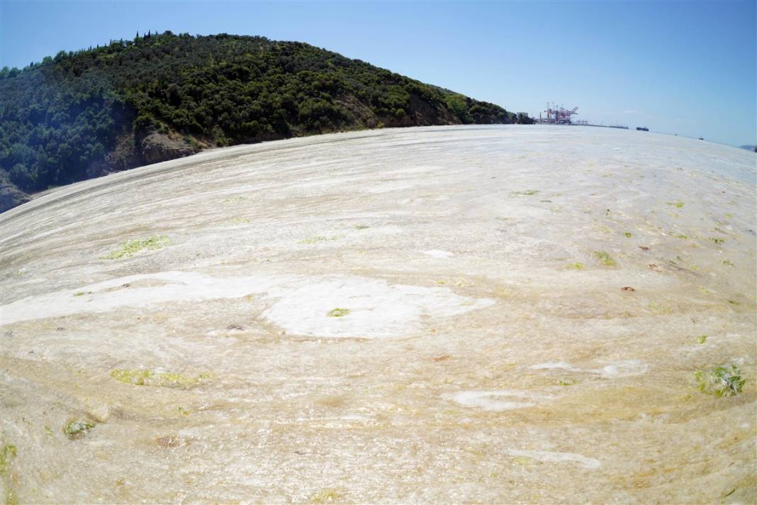 Kabus Marmara'yı sardı! İşte kare kare suyun altındaki trajedi 8
