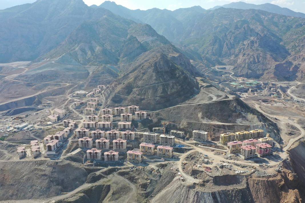 150 yıllık tarihinde 7'nci kez taşınacak! Tarih beli oldu 11