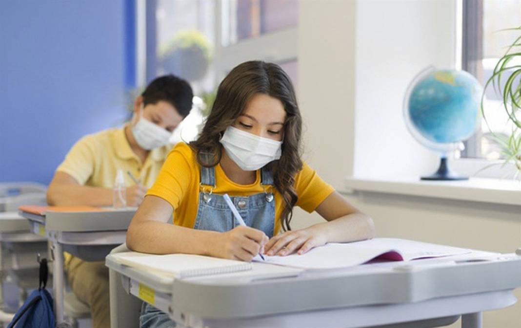 Milyonlarca öğrenciyi ilgilendiren Delta Varyantı iddiası: Okullar açılmayacak mı? 10