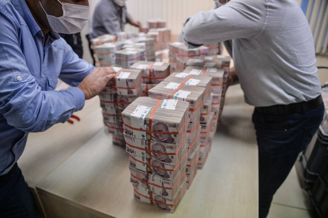 Merkezin dolar hamlesi için kritik tahmin: Canımızı kurtarmayacak 6 ay sonra... 4