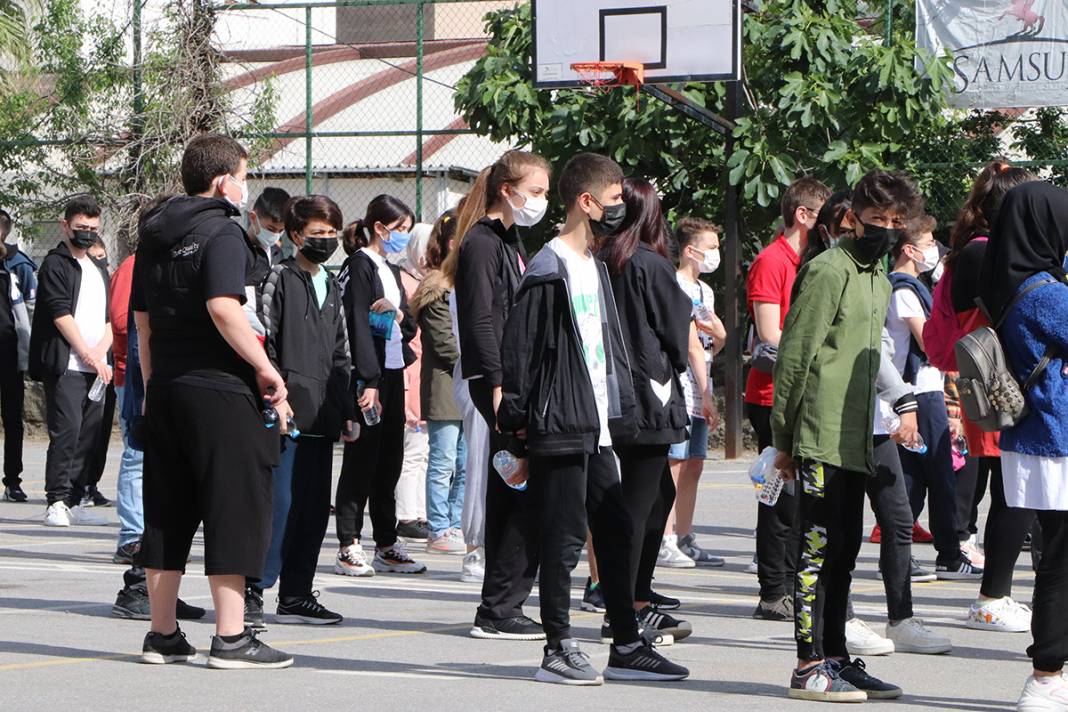 Salgın gölgesinde gerçekleşen LGS sona erdi 5