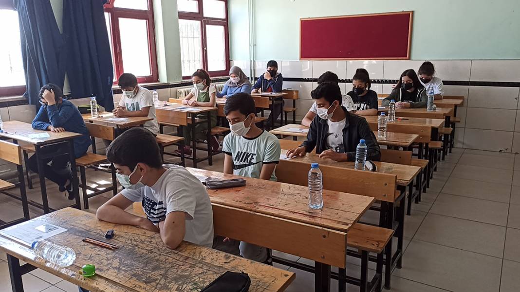 Salgın gölgesinde gerçekleşen LGS sona erdi 7