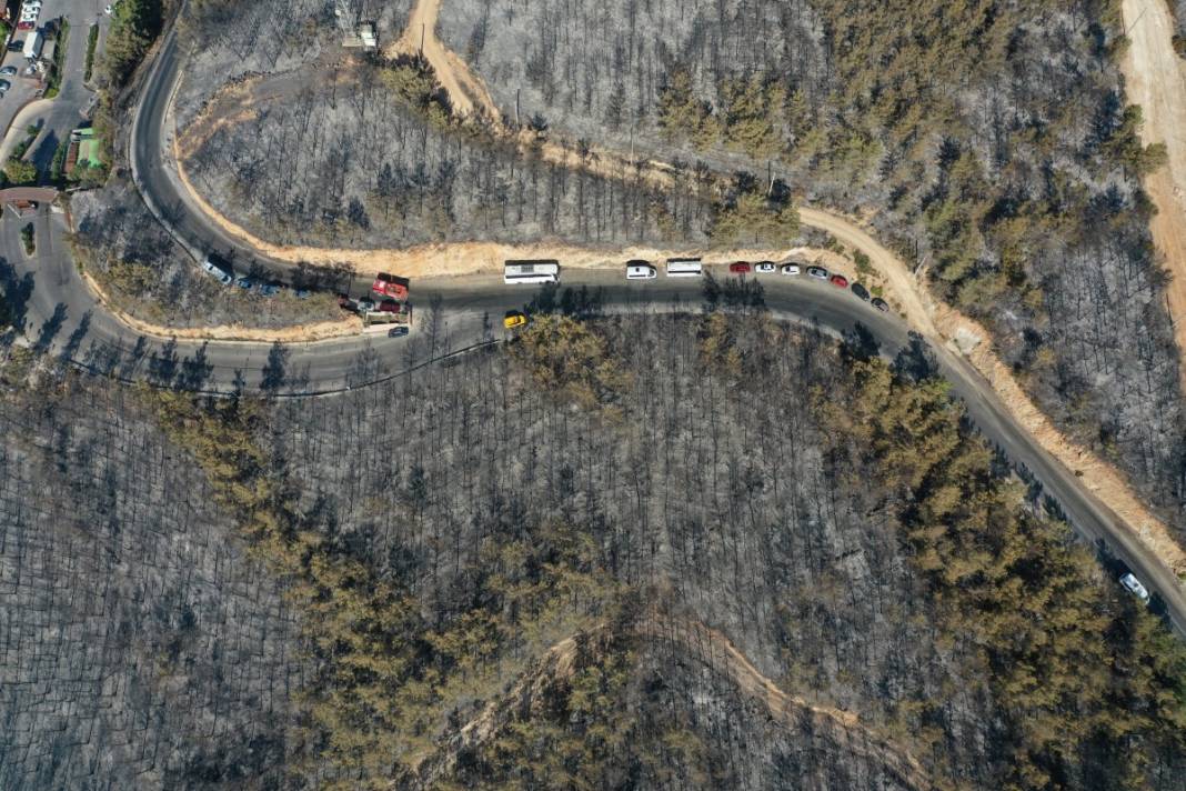 Kahreden manzara! Her yer kül oldu 6