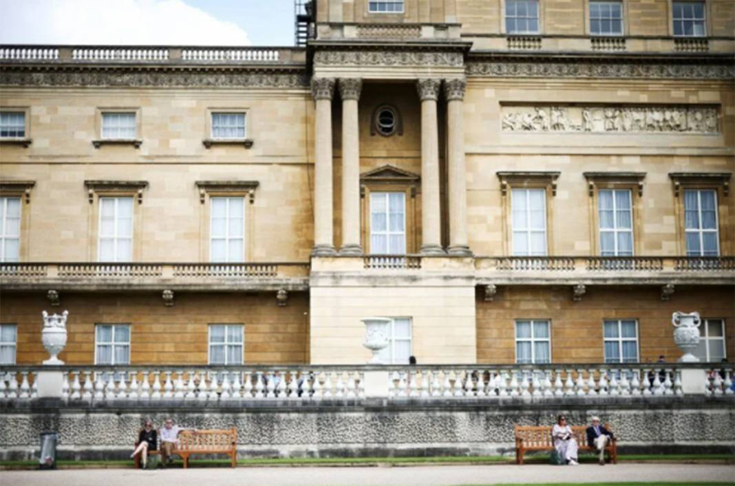 İngiltere tarihinde bir ilk! Buckingham Sarayı'nda halkın royal pikniği 4