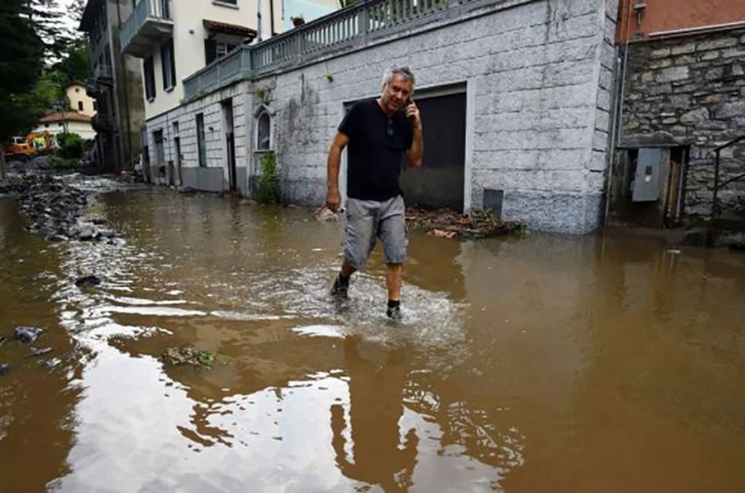 Almanya ve Belçika'nın ardından İtalya'yı da sel vurdu 4