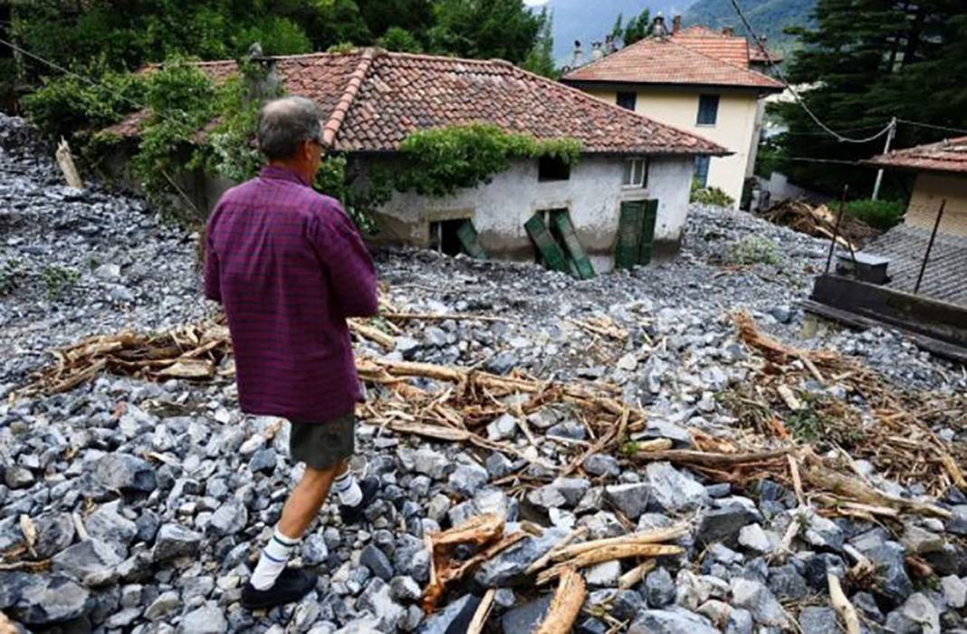 Almanya ve Belçika'nın ardından İtalya'yı da sel vurdu 6