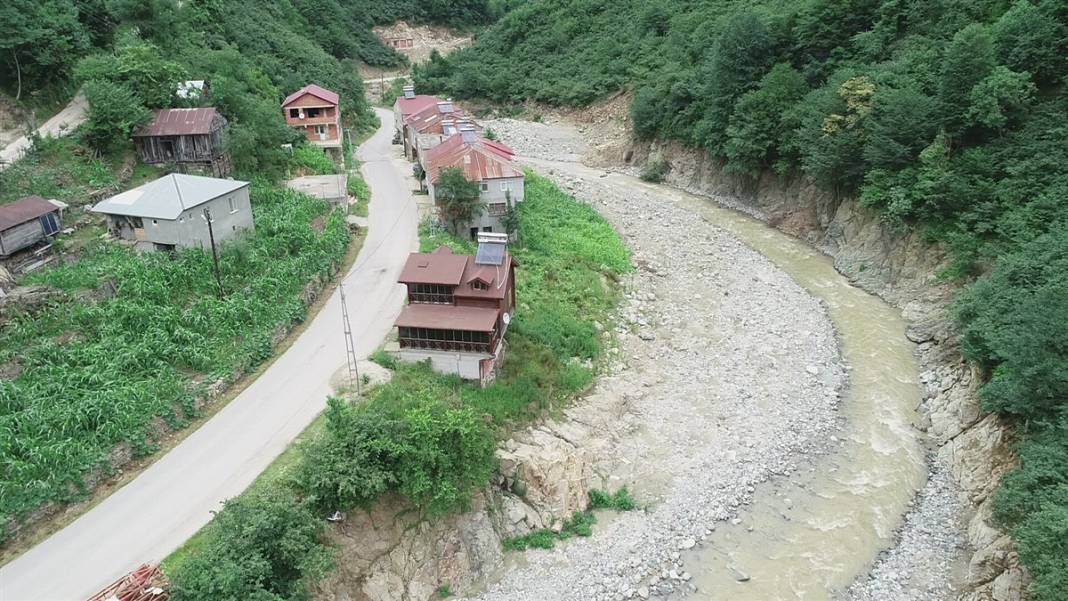 Çiftlik Bank kurucusunun bir marifeti daha ortaya çıktı: Dere yatağına kaçak villa yaptırmış 18