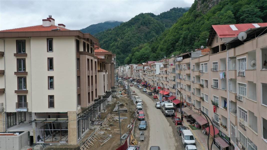 Selin vurduğu Dereli'de, aynı dere yatağına yeni binalar yapıldı 8