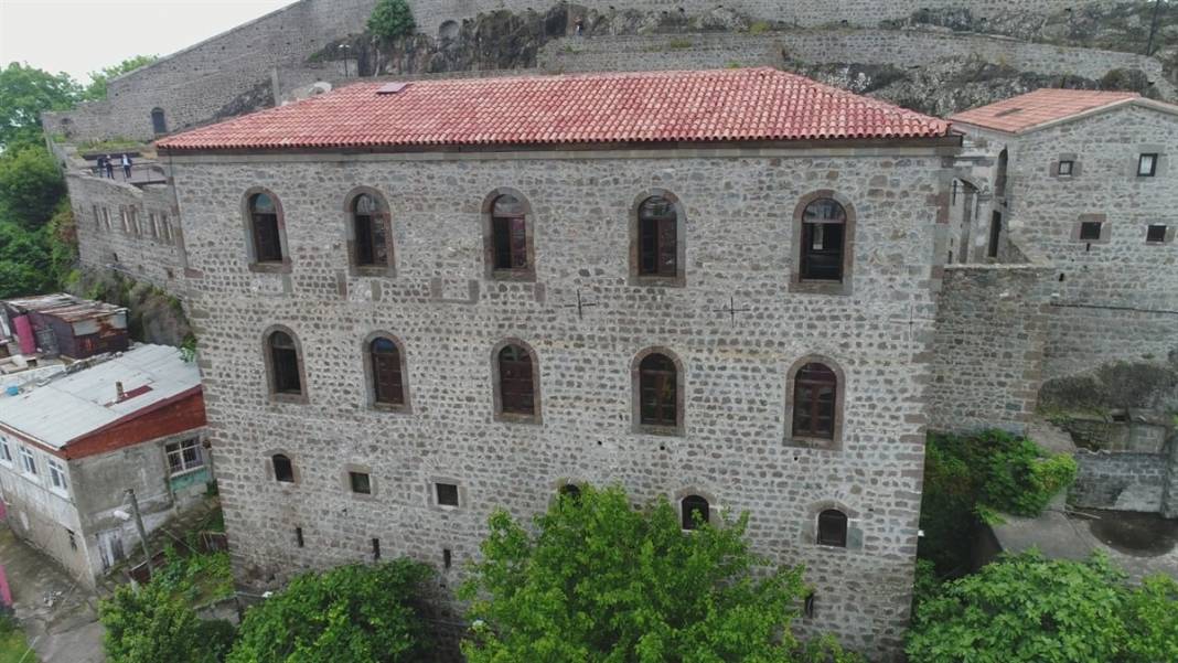 Kızlar Manastırı, otopark engeli nedeniyle 3 yıldır açılamıyor 8