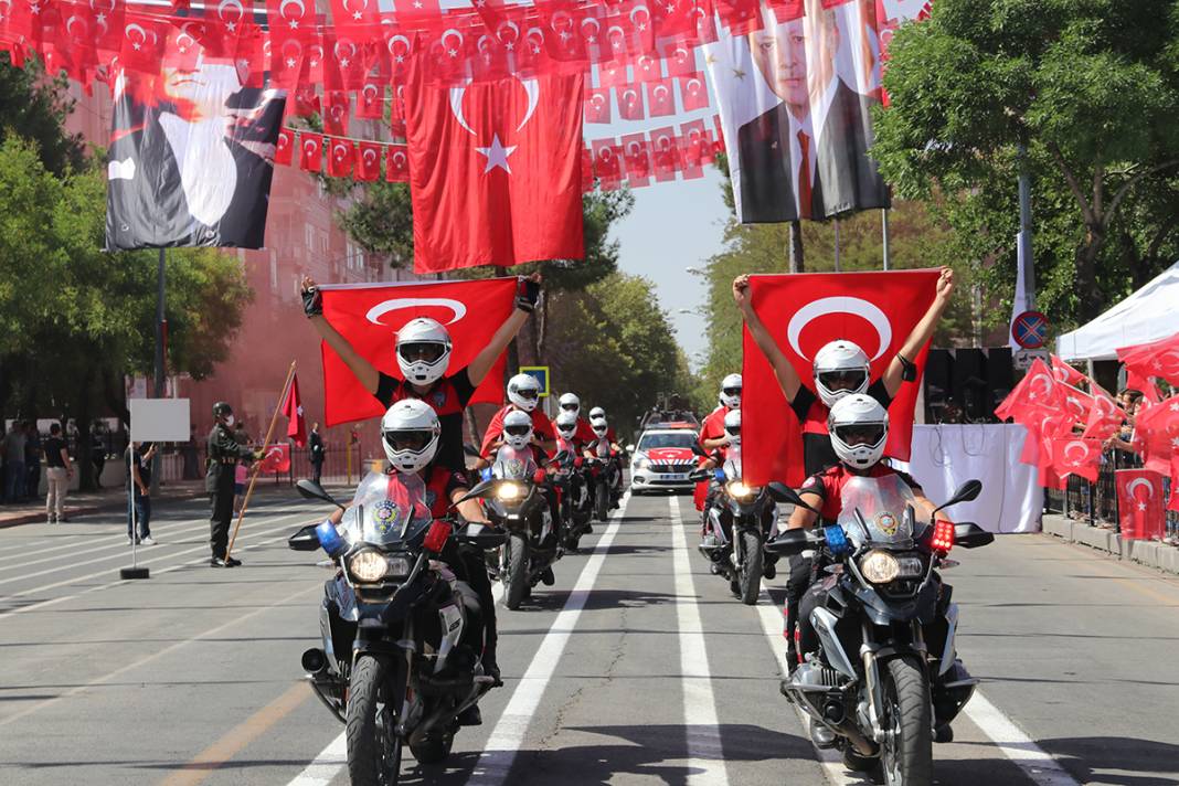 Kare kare 30 Ağustos coşkusu: Büyük Zafer'in 99. yıl dönümü 16