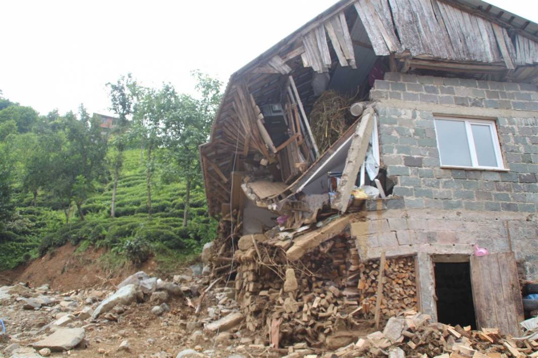 Rize'de sel yıktı geçti! Felaketin boyutu ortaya çıktı 5