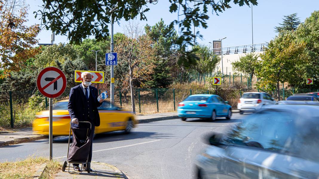 50 yıldır çıkarmadığı kravatı ile ne iş yaptığına çok şaşıracaksınız? Hikayesi içinizi acıtacak... 3