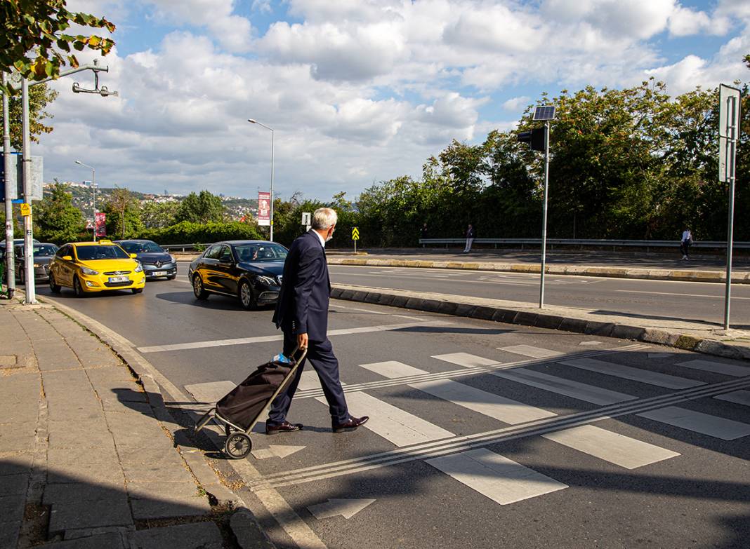 50 yıldır çıkarmadığı kravatı ile ne iş yaptığına çok şaşıracaksınız? Hikayesi içinizi acıtacak... 15