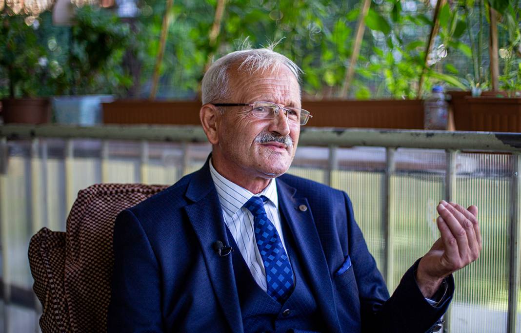 50 yıldır çıkarmadığı kravatı ile ne iş yaptığına çok şaşıracaksınız? Hikayesi içinizi acıtacak... 18