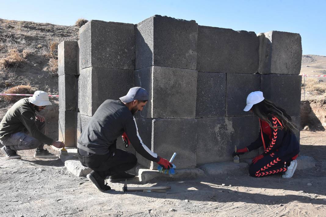 Kef Kalesi'nde Urartu belgeleri bulundu 2