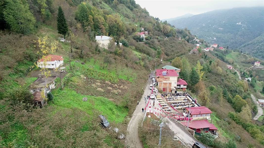 Rüyasında görünce yaptırmaya karar verdi! 'Şimdi herkes dua ediyor' 13