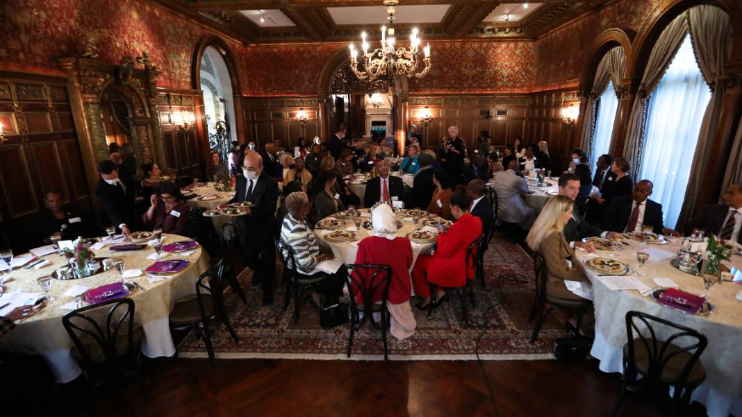 Türkiye'den kültürel diplomasi atağı: Washington Büyükelçiliği'nde '5 çayı' 2