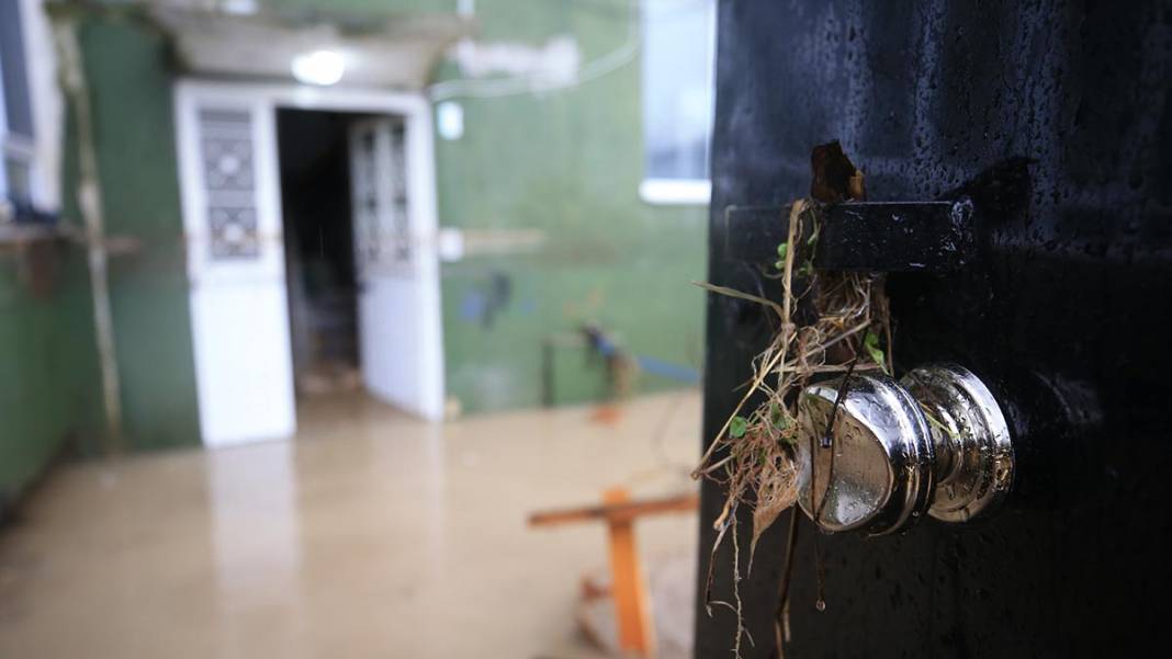 Kırklareli ve Edirne'de sel: Dereler taştı, mahsur kalanlar botlarla kurtarıldı 11