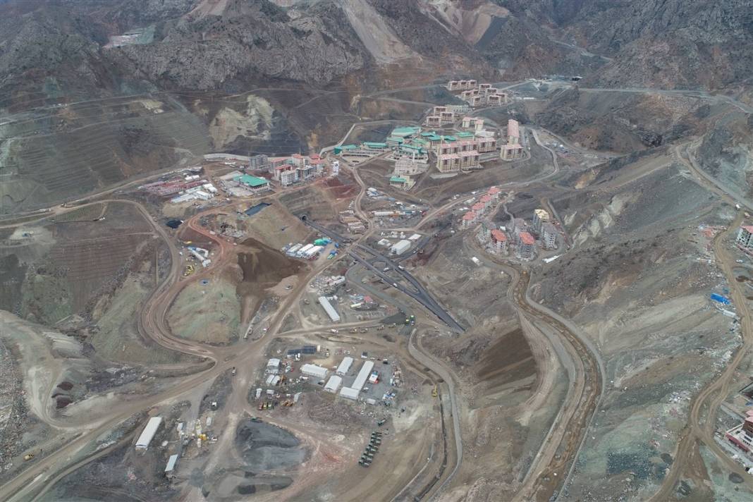 Geri sayım başladı! Binlerce kişi taşınacak 4