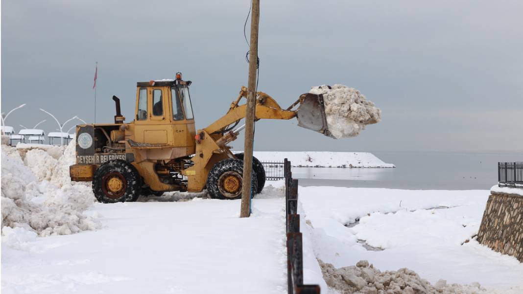 Kuraklık sebebiyle su seviyesi düşmüştü: Beyşehir Gölü'ne karlı kurtarma 3