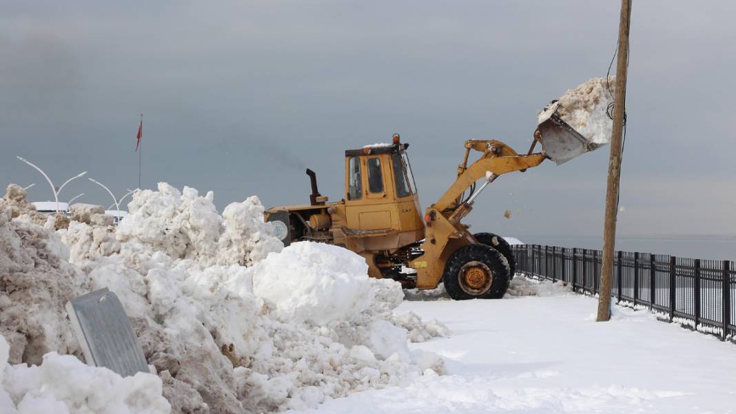 Kuraklık sebebiyle su seviyesi düşmüştü: Beyşehir Gölü'ne karlı kurtarma 2