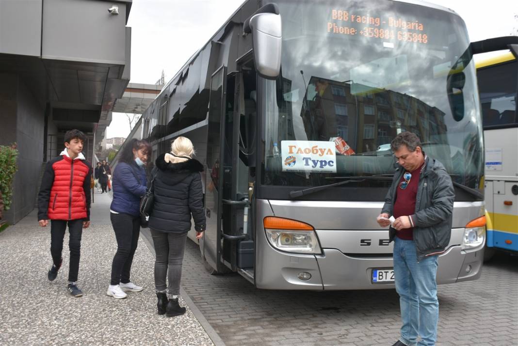 Edirne'ye Bulgar akını devam ediyor! Yılbaşına kadar otellerde boş oda kalmadı bulgarlar akin etti edirnede yilbasina kadar otellerde bos oda kalmadi 9001 dhaphoto14