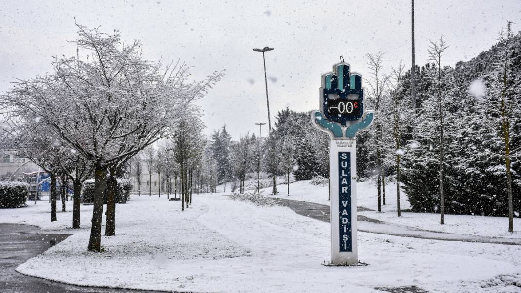 İstanbul kartpostal gibi: İşte doyumsuz kar manzaraları 5