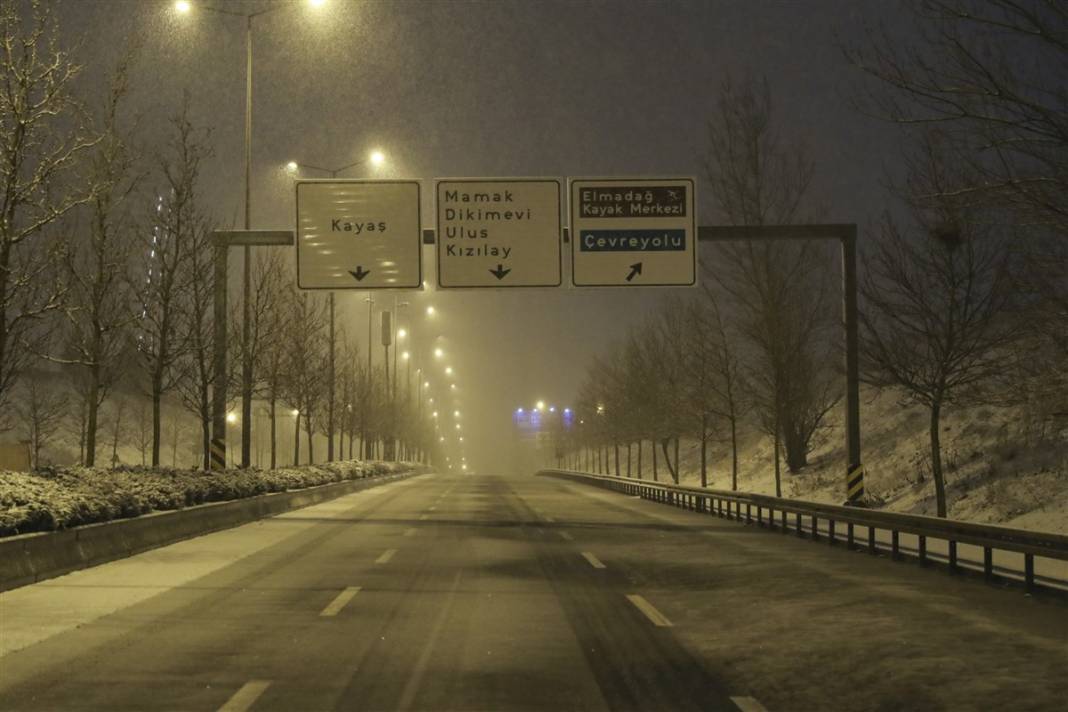 Ankara karlar altında 3