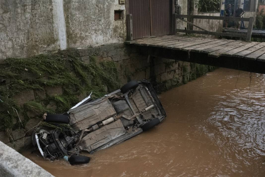 Brezilya felaketi yaşıyor! Ölü sayısı yine yükseldi 35