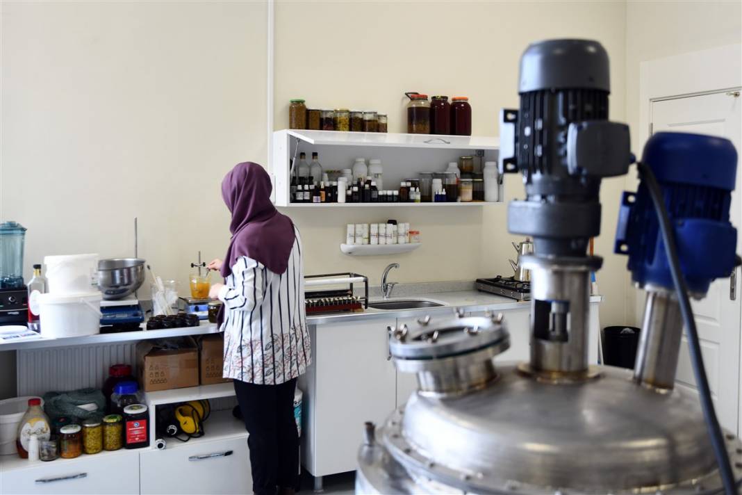 Yanan çocuğu için yaptı şimdi 3 ülkeye ihracata hazırlanıyor 14
