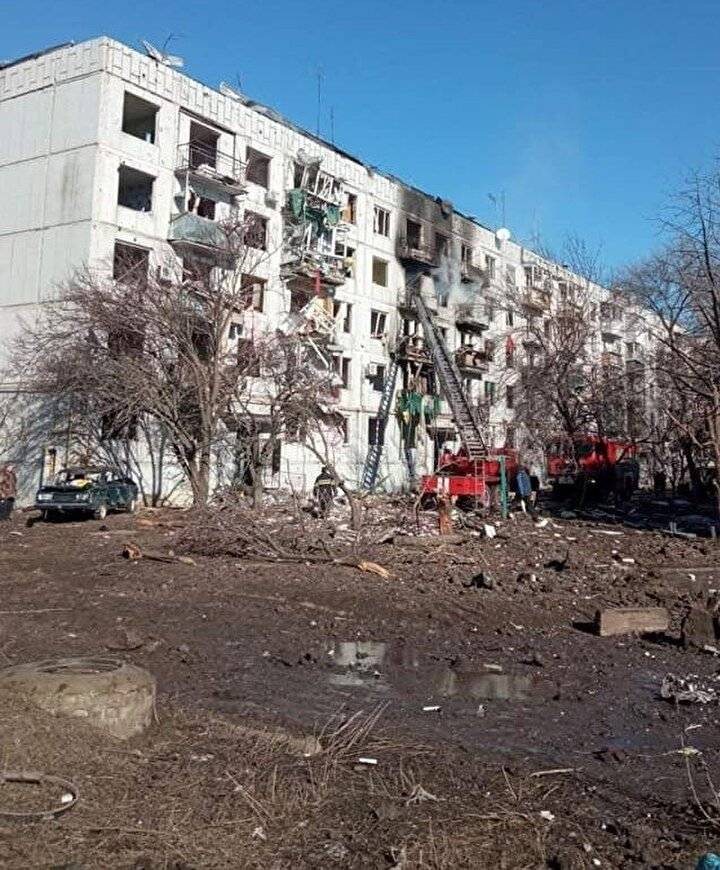 Rusya, Ukrayna'nın kentlerini vuruyor 15