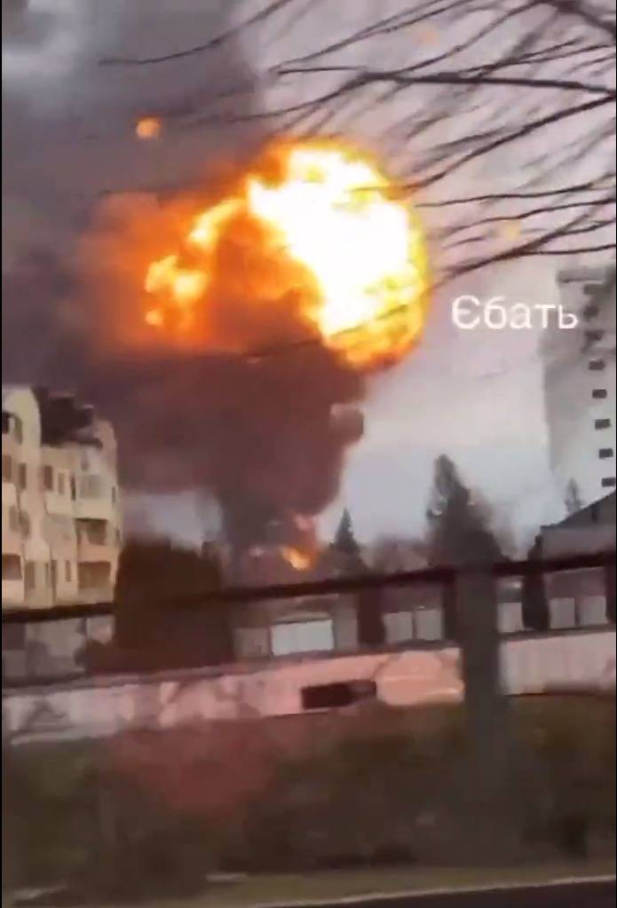 Rusya, Ukrayna'nın kentlerini vuruyor 5