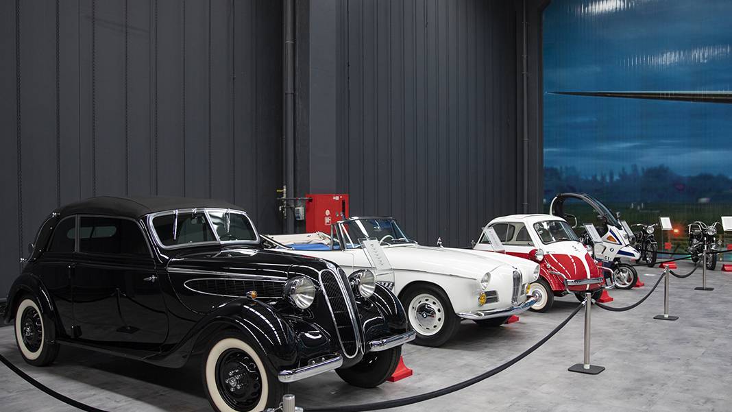 Türkiye'nin en kapsamlı otomobil müzesi! Tarihin ilk otomobili de sergileniyor 14