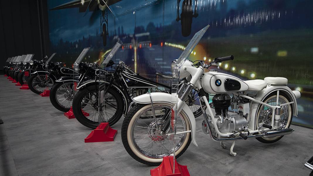 Türkiye'nin en kapsamlı otomobil müzesi! Tarihin ilk otomobili de sergileniyor 13