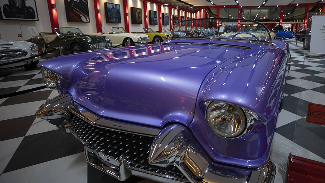 Türkiye'nin en kapsamlı otomobil müzesi! Tarihin ilk otomobili de sergileniyor 12