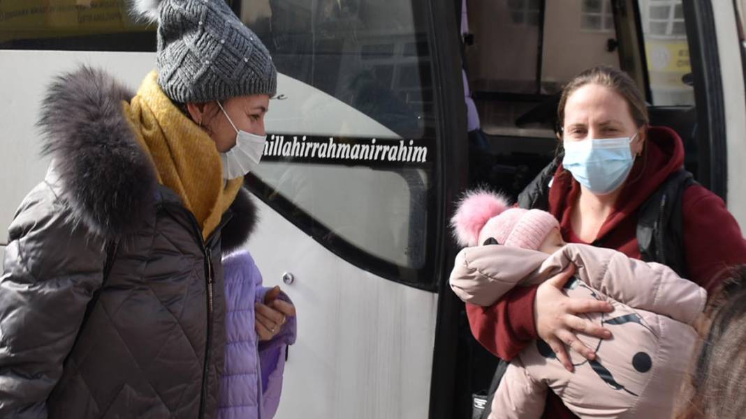 Kırım Türklerinden 45 kişilik ilk kafile Ukrayna'dan Türkiye'ye getirildi 8