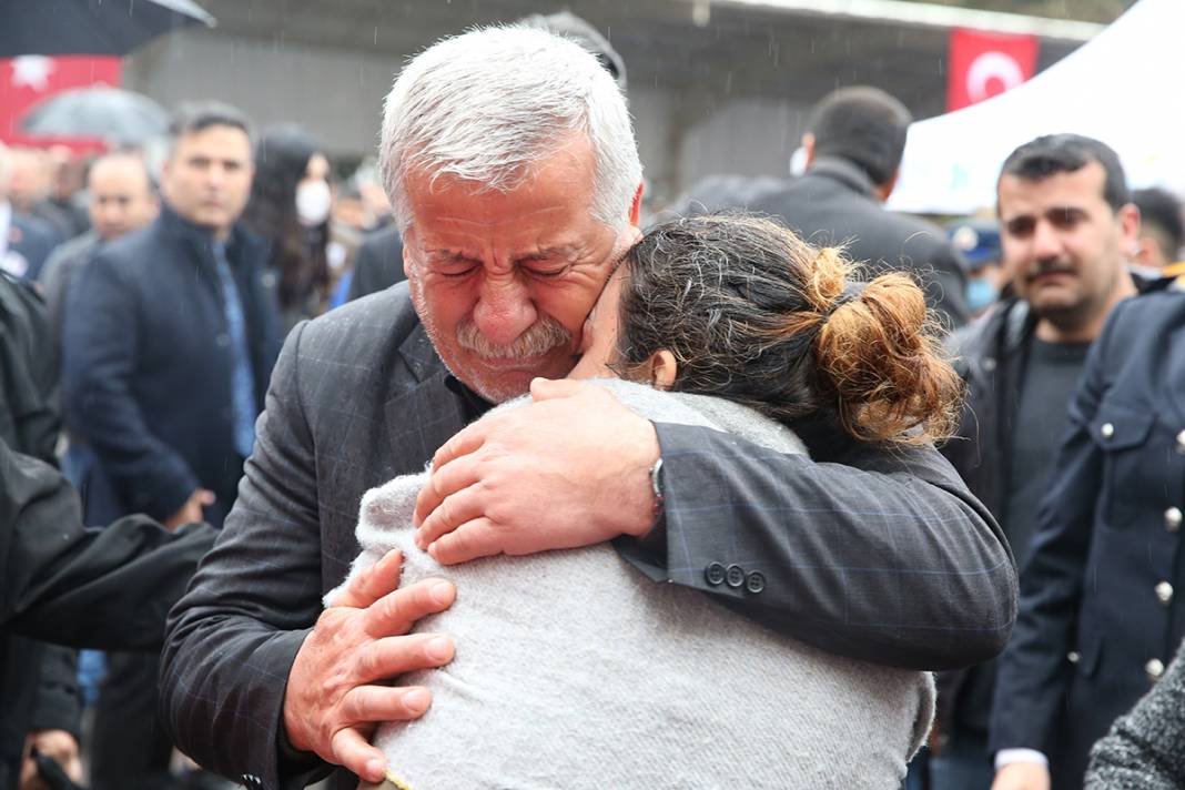 Şanlıurfa şehitlerine acı veda 6