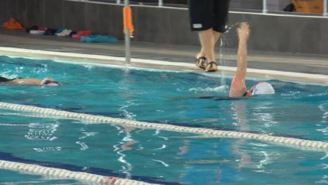 Down sendromlu Şeyma yüzmeyle hayata tutundu 7