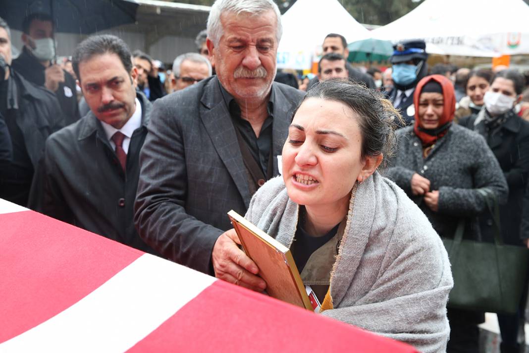 Şanlıurfa şehitlerine acı veda 4