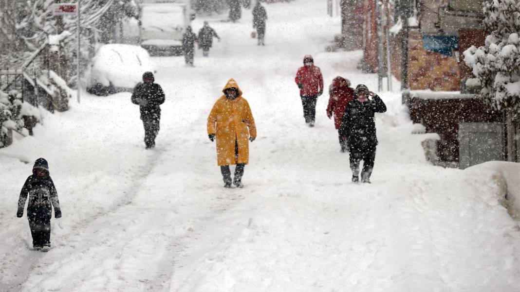 İstanbul kartpostal gibi: Kent sakinleri karın keyfini çıkardı 7